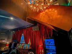 -弦月窗LUNETTE BY AMANDA(复兴路店)