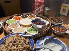 -包整·丝娃娃(一览甲秀楼风景店)