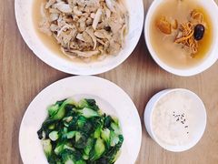 -鲸育宝宝月嫂(徐汇店)