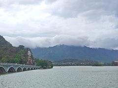 -星湖旅游景区七星岩