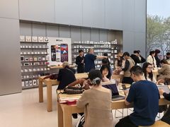 -Apple零售店(新街口店)