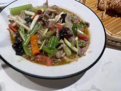 -丁里羊肉小镇(天鹅湖总店)