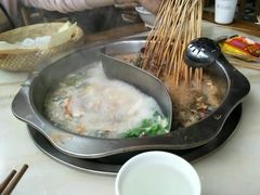 -袁记串串香(川师店)