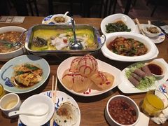 -新白鹿餐厅(百联中环店)