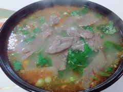 牛肉粉丝汤-牛煎里牛肉煎包淮南牛肉汤(广东路店)