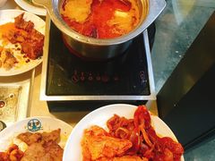 -爱客得牛排海鲜烤肉·火锅自助(春熙路黑金好店)