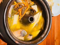 -菌自由丨野生菌火锅特色庭院餐厅(丽江古城店)