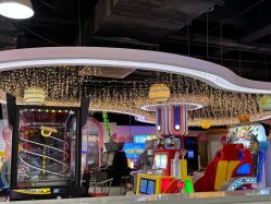 -蹦蹦乐园(南桥百联店)