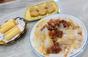 Signature Beef Brisket Steamed Chencun Rice Noodles