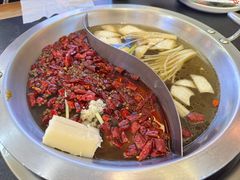 -沸炉重庆老火锅(军事博物馆店)