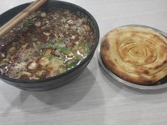 -华山路小碗驴肉汤(龙鳞路店)
