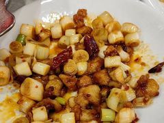 -鑫巴蜀小镇 · 水煮鱼专研店(玉桥店)