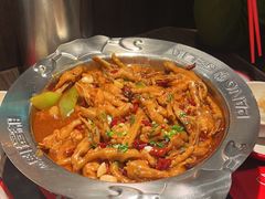-胖哥俩肉蟹煲(湖滨银泰in77店)