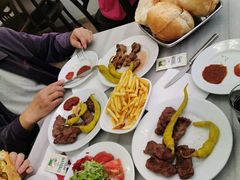 -Tarihi Sultanahmet Köftecisi Selim Usta
