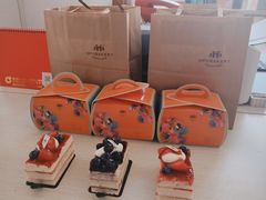 -红跑车(凤凰广场店)