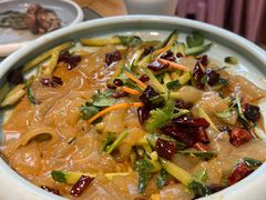 大拉皮-锅老头海鲜铁锅炖