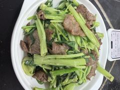 -兴记菜馆