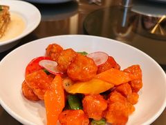 菠萝咕噜肉-玫瑰厅上海菜(兴国路店)