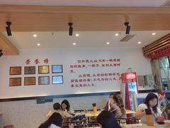 -钟方模白家肥肠粉(春熙店)