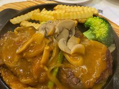 公主牛柳-香港新发烧腊茶餐厅(万象店)