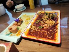 -有红鸡毛店·川菜(建设路店)