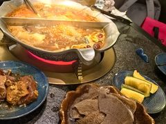 -湊湊火锅·茶憩(打浦桥日月光店)