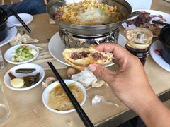 -闫家驴肉老店(华电一校店)