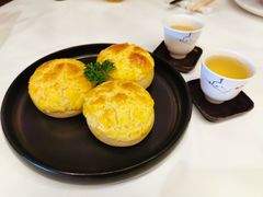 酥皮叉烧包-白天鹅宾馆-宏图府餐厅