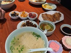 虾仁蟹粉两面黄-裕兴记•蟹黄面馆(人民广场店)