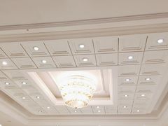 -艳阳天酒店(五里新村店)
