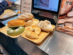 -The open life(万象城店)