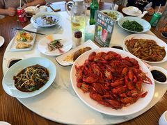 -品鲜村农家菜·阳澄湖大闸蟹(总店)