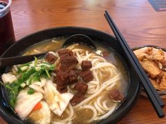 -鑫花溪牛肉米粉(凤凰街创始总店)