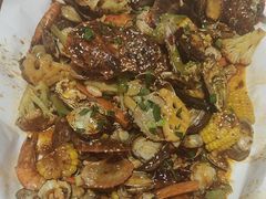 -东来菜馆•手抓海鲜家常菜•海鲜锅贴(鸽子窝店)