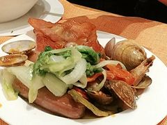 -亚龙湾希尔顿自助餐厅·海鲜·烧烤·沙滩BBQ·现场乐队