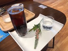 -ZING COFFEE 镜咖啡