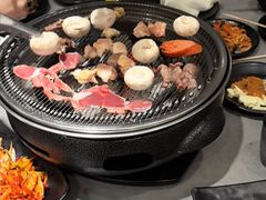 -啊美丽炭火烤肉(滑翔一店)