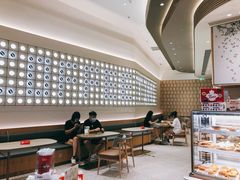 大堂-Tims天好咖啡·贝果(雁展路万象天地店)