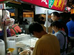 -六合夜市