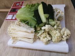 -小鳌陪你小排档·四季小龙虾·田鸡·宵夜(中央第五街店)