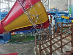 -四季贵州·山地温泉水世界