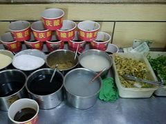 -重庆酸辣粉(老军营小环路店)