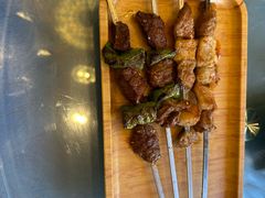 -乡村馕坑肉·烧烤·新疆菜·本地人更爱吃(阿勒泰首店)