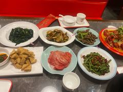 -曹胖子龙虾馆(黄桦路店)