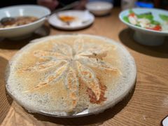-宽鲜锅贴家常菜(永旺东部购物中心香港中路店)