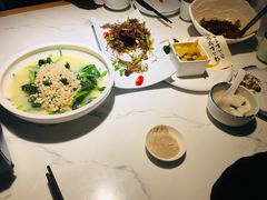 -姜君·千岛湖鱼头馆(浦东大道店)