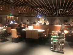 大堂-海底捞火锅鲜切牛肉主题店(长寿路店)