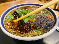 -云阿蛮云南生烫牛肉米线(奉贤路店)