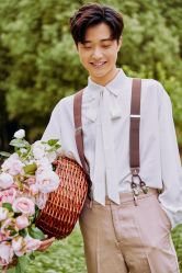 -卢浮宫婚纱摄影(银河国际店)