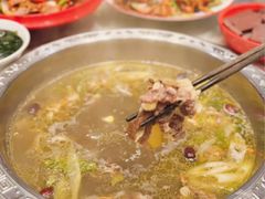 -乡土黄·鲜牛肉火锅·小龙虾(兴业街店)
